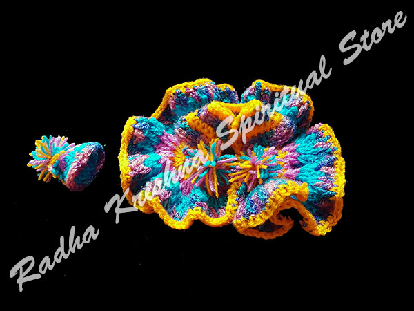 <p>Heavenly-Fauna-Winter-Woolen-Laddugopal-Dress</p>