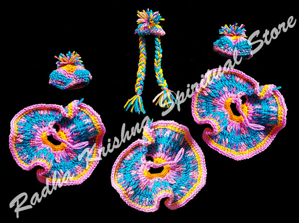 <p>Heavenly-Fauna-Woollen-Winter-Jagannath-Dress</p>