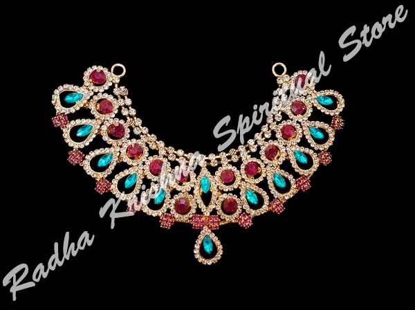<p>Queens-Desire-Gold-Plated-Metal-Chokar-Necklace</p>