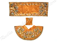 Vestido de Devi Mata con pavos reales encantados