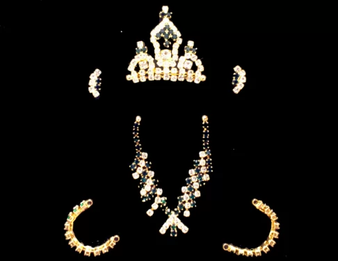 Foliage Drops Deity Metal Sringaar Set